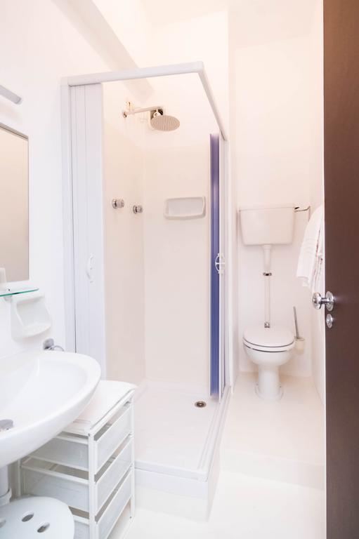 Hotel Giongo Spotorno